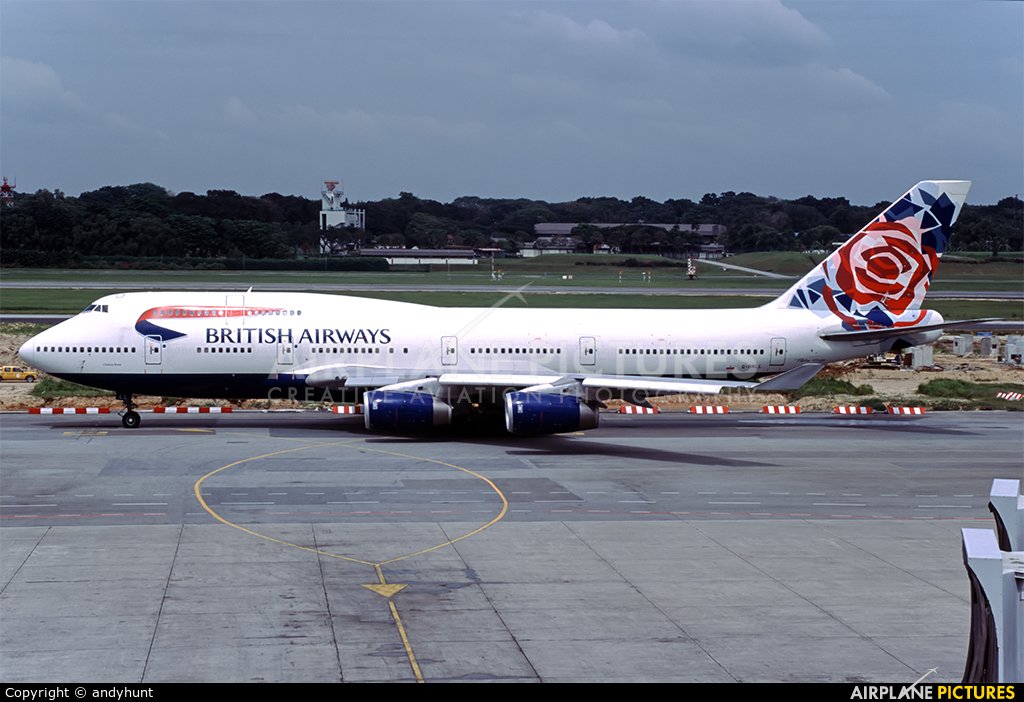 British Airways G-BNLL aircraft at Singapore - Changi