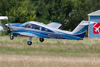 G-MAXT - Private Piper PA-28 Arrow