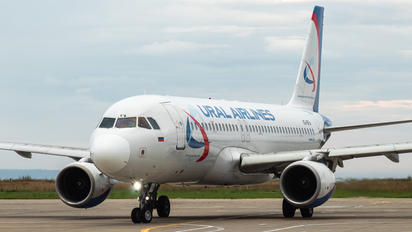 VQ-BFW - Ural Airlines Airbus A320