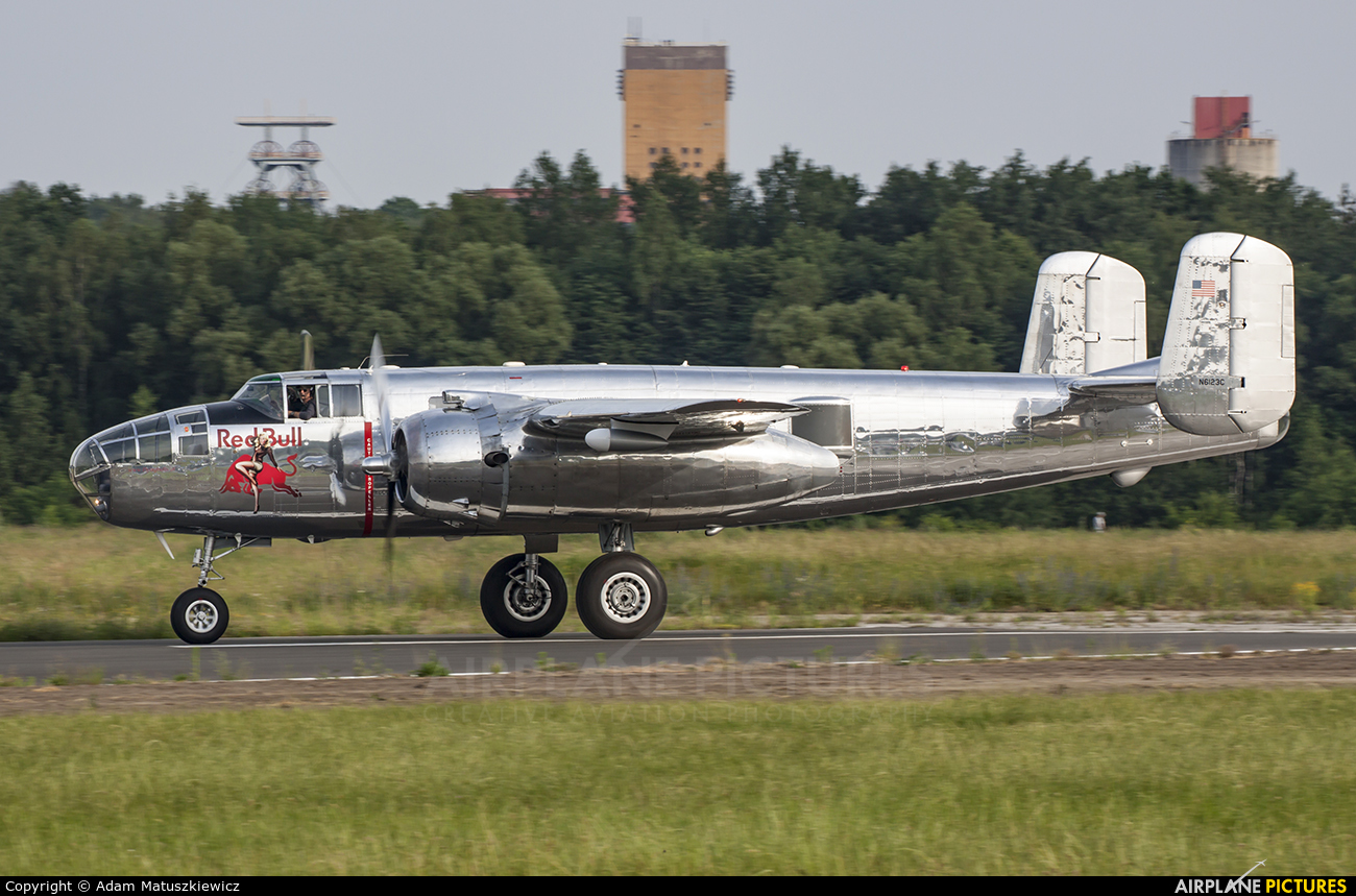 The Flying Bulls N6123C aircraft at Katowice Muchowiec