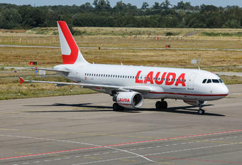 OE-LOO - LaudaMotion Airbus A320