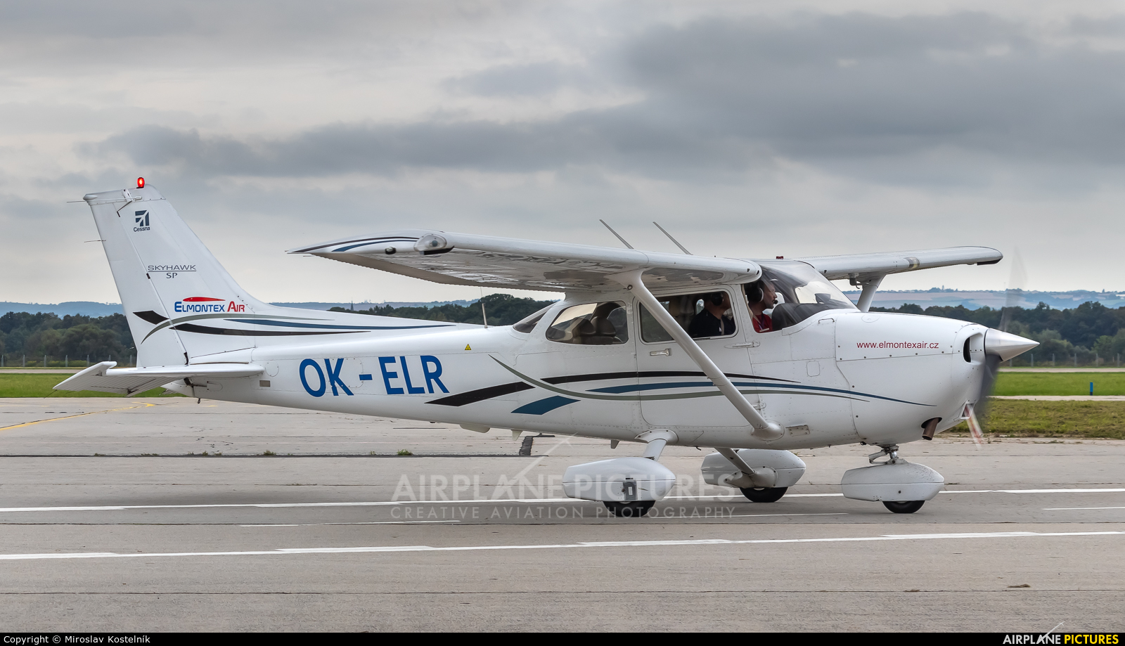 Elmontex Air OK-ELR aircraft at Ostrava Mošnov