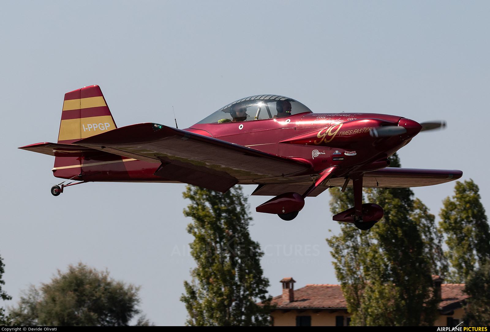 Private I-PPGP aircraft at Off Airport - Italy
