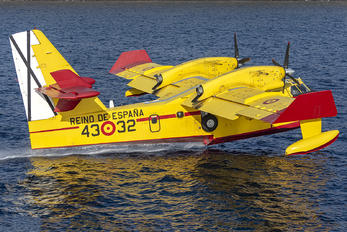 UD.14-02 - Spain - Air Force Canadair CL-415 (all marks)