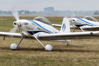 G-SPRK - Fireflies Aerobatic Display Team Vans RV-4