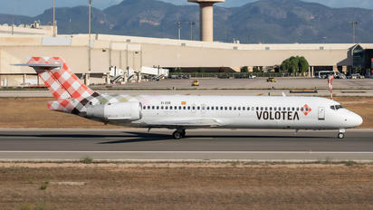 EI-EXB - Volotea Airlines Boeing 717