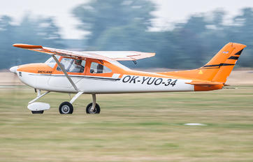 OK-YUO 34 - Private AirLony Skylane Townmaster