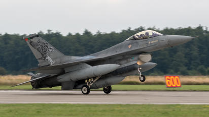 15136 - Portugal - Air Force General Dynamics F-16AM Fighting Falcon