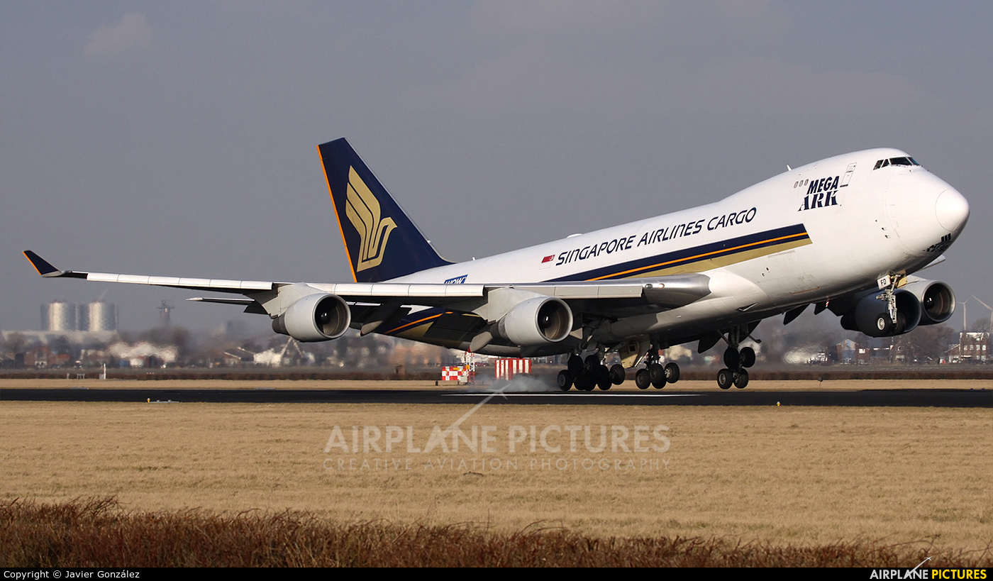 Singapore Airlines Cargo 9V-SFD aircraft at Amsterdam - Schiphol