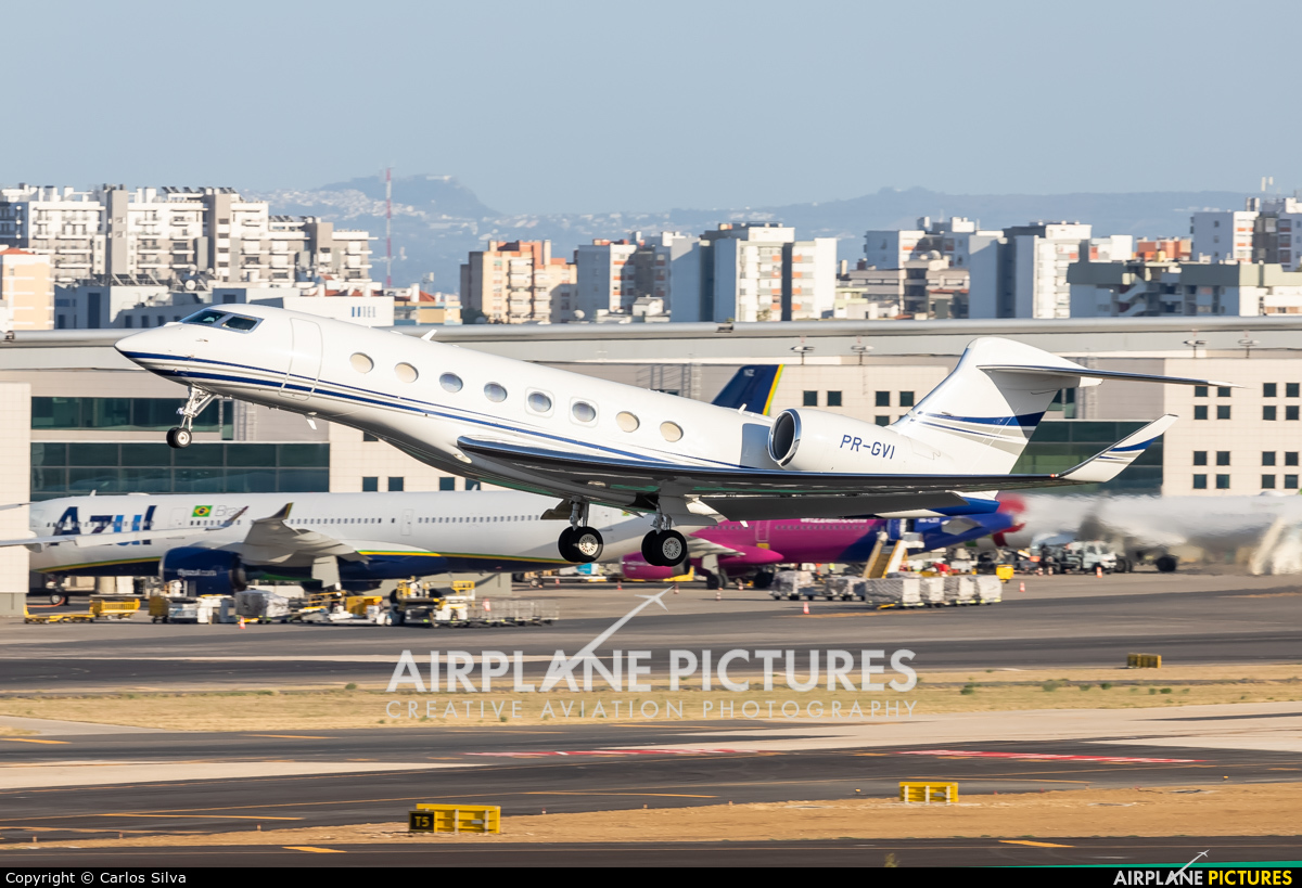 Private PR-GVI aircraft at Lisbon