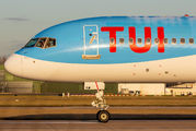 TUI Airways G-BYAW image
