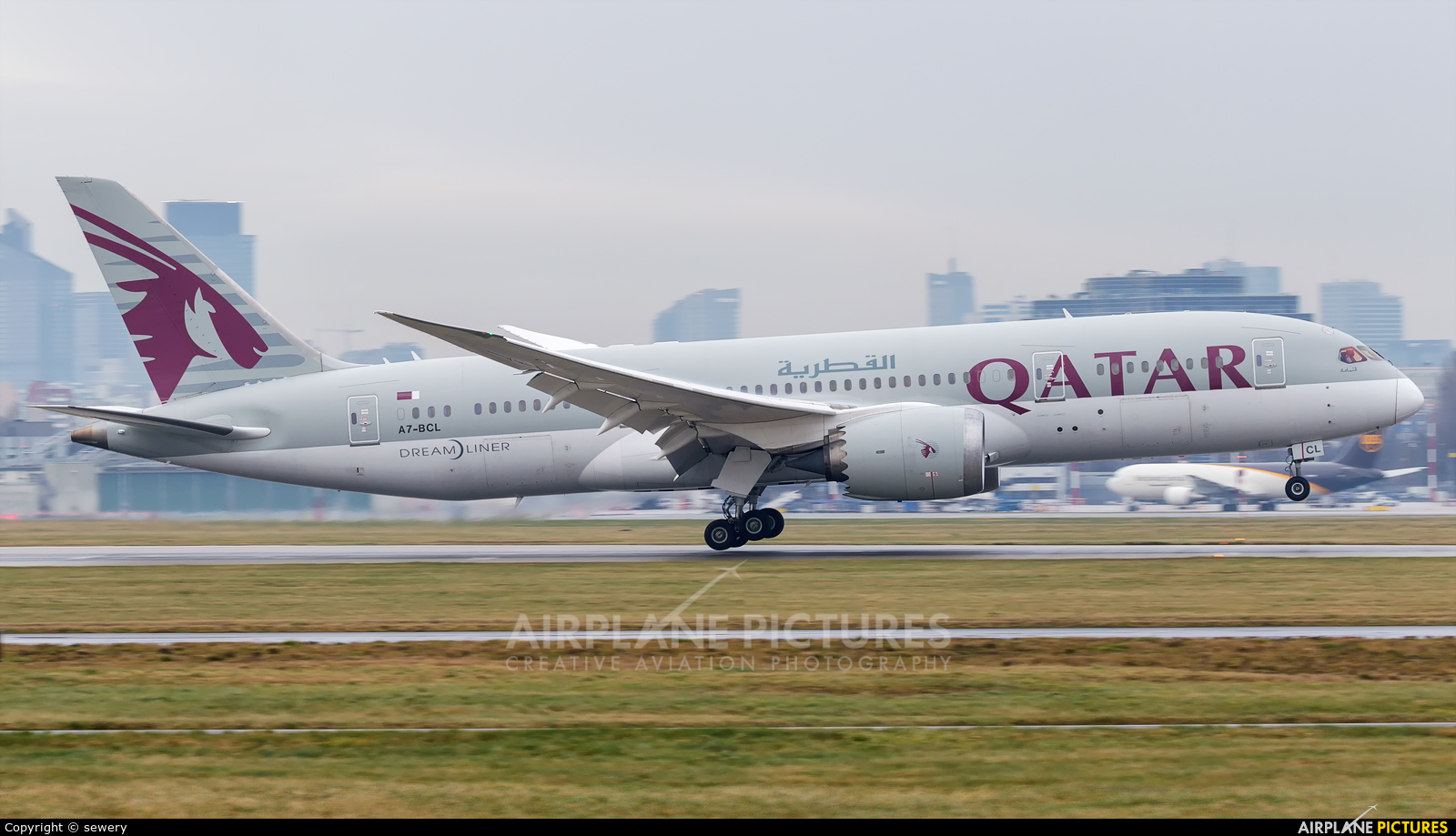 Qatar Airways A7-BCL aircraft at Warsaw - Frederic Chopin