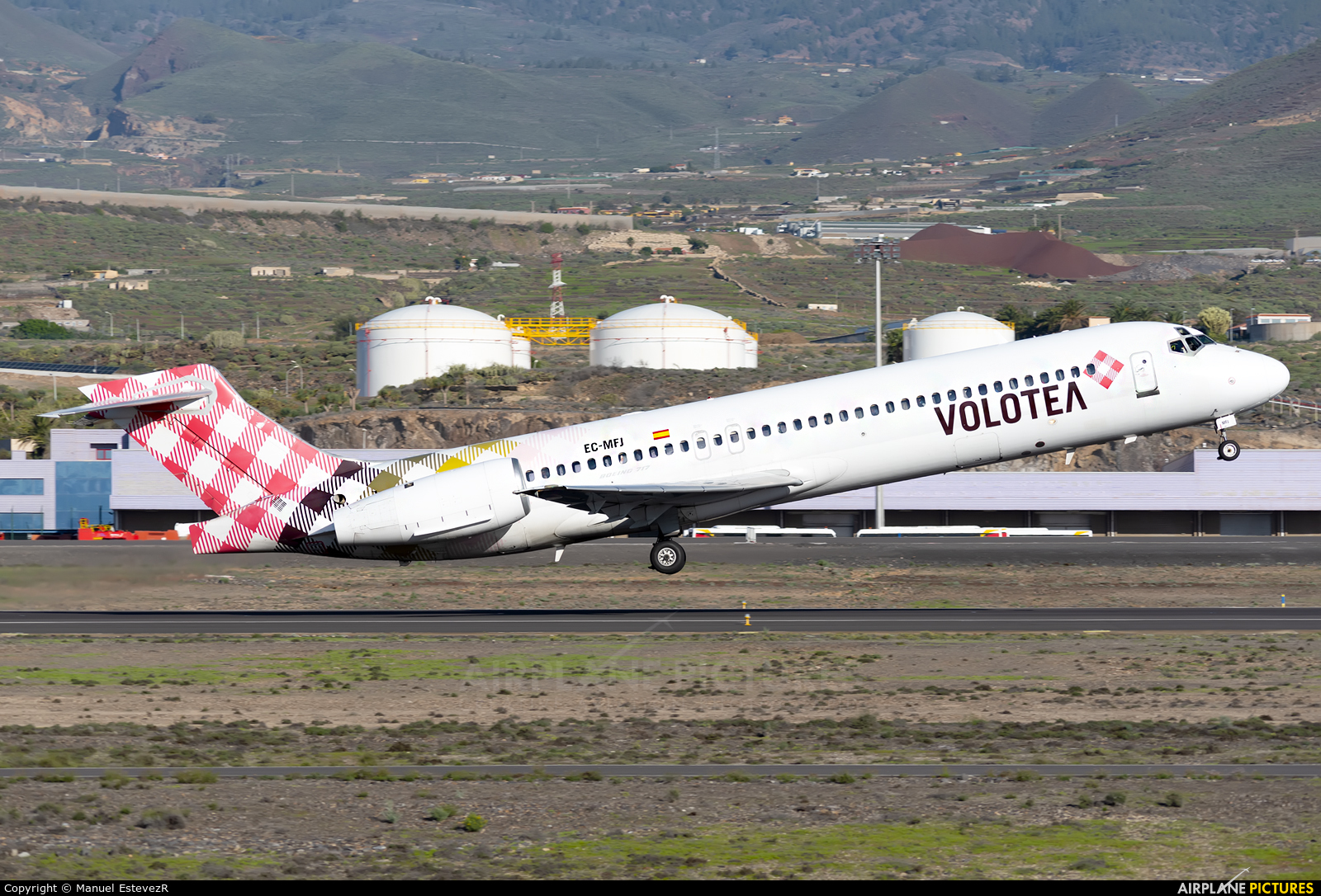 Volotea Airlines EC-MFJ aircraft at Tenerife Sur - Reina Sofia
