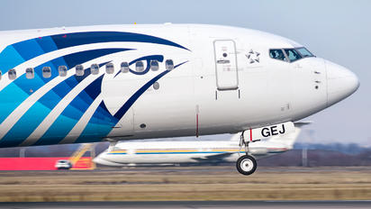 SU-GEJ - Egyptair Boeing 737-800