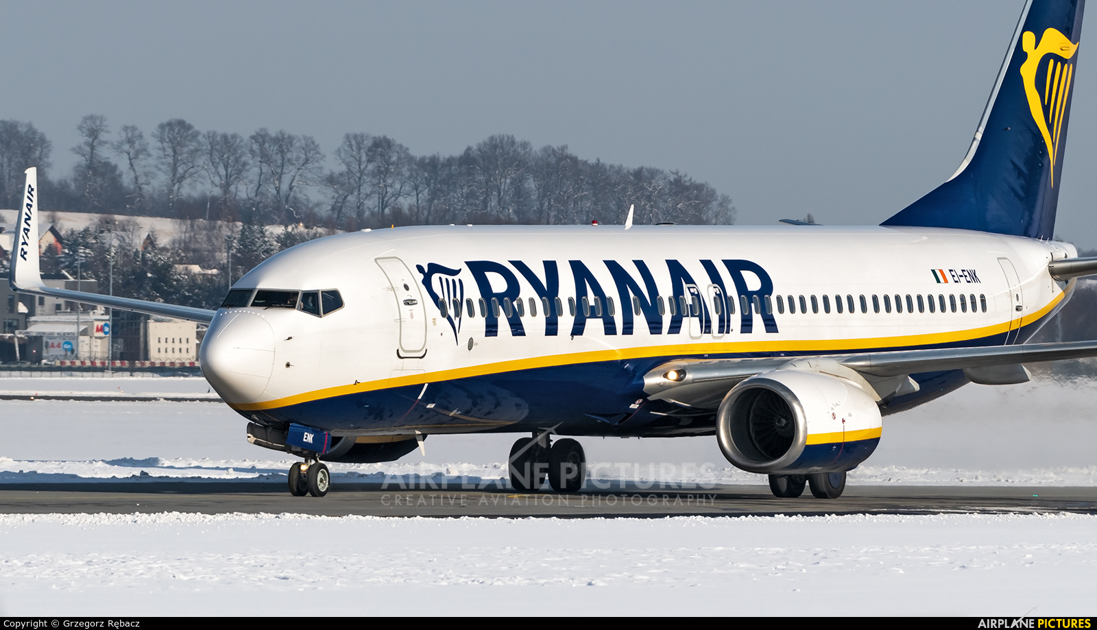 Ryanair EI-ENK aircraft at Kraków - John Paul II Intl