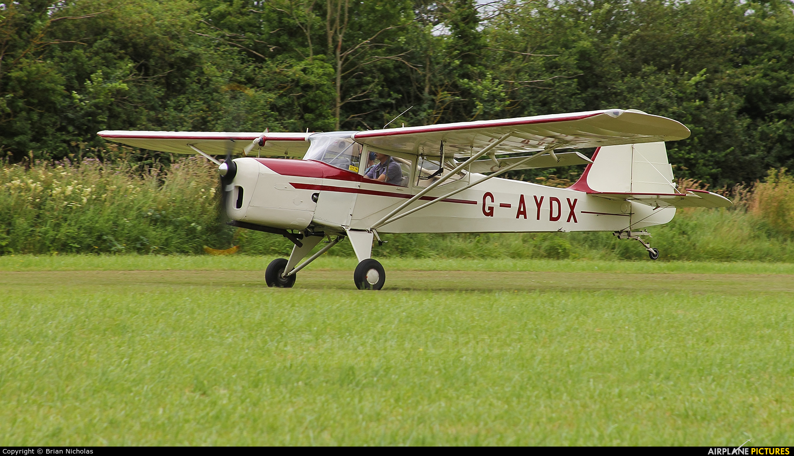 Private G-AYDX aircraft at Stoke Golding