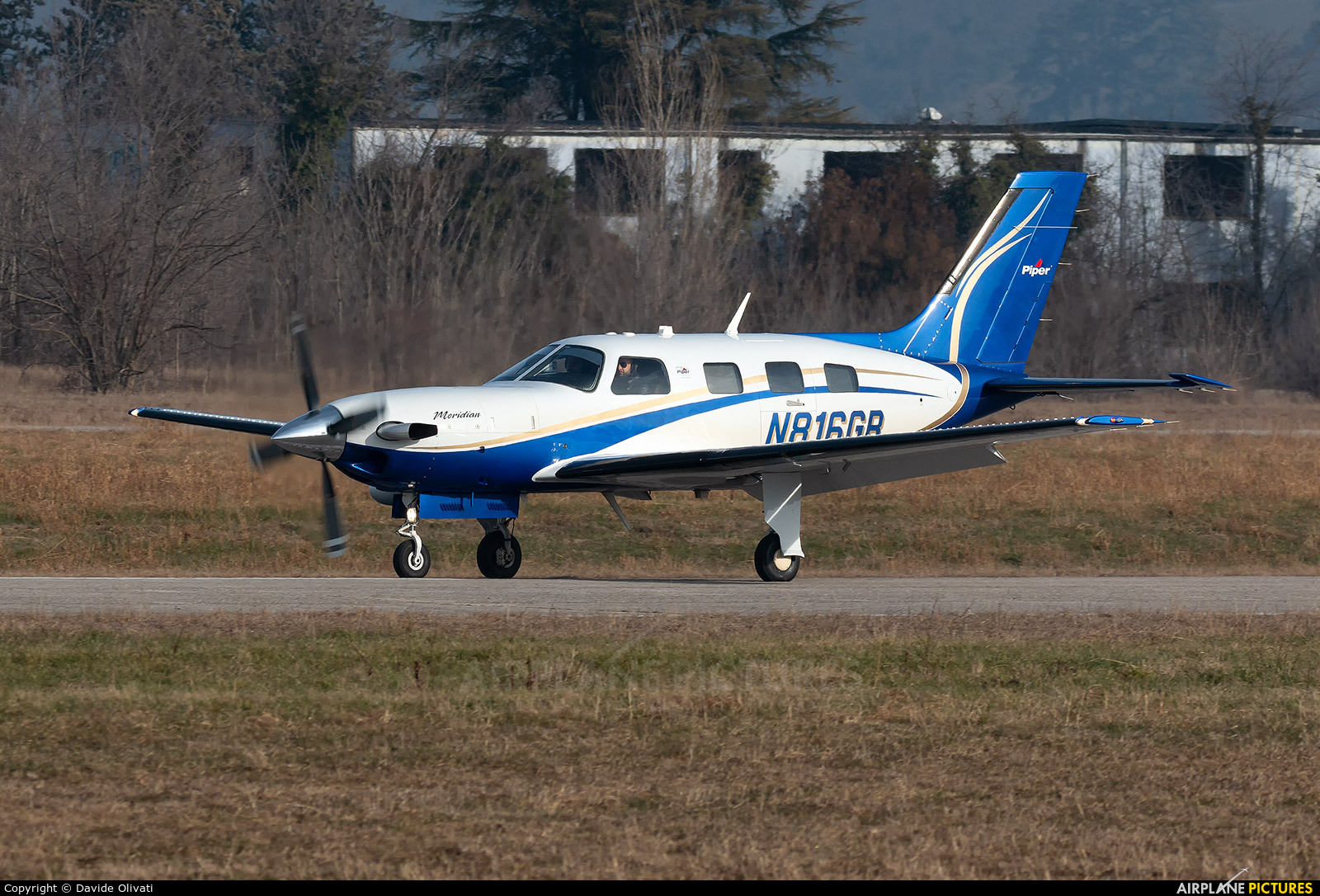 Private N816GB aircraft at Verona - Boscomantico