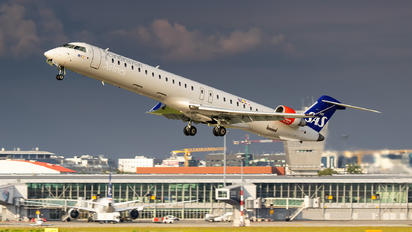 EI-FPP - SAS - Scandinavian Airlines Bombardier CRJ 900ER