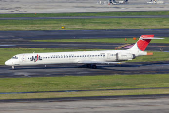 JA006D - JAL - Japan Airlines McDonnell Douglas MD-90