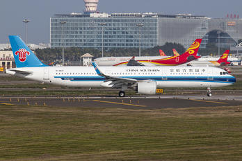 B-303Y - China Southern Airlines Airbus A321 NEO