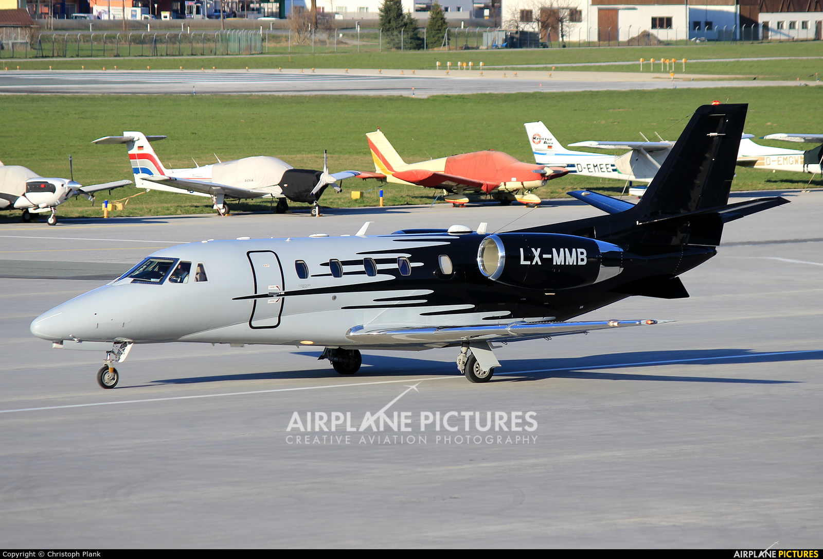 Global Jet Luxembourg LX-MMB aircraft at Innsbruck