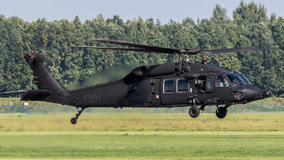 1301 - Poland - Air Force Sikorsky S-70I Blackhawk