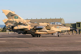 7509 - Saudi Arabia - Air Force Panavia Tornado - IDS