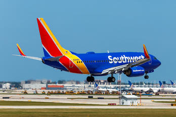 N561WN - Southwest Airlines Boeing 737-700
