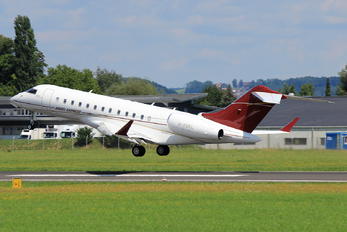 M-RSKL - Private Bombardier BD-700 Global Express XRS 