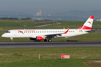 OE-LWC - Austrian Airlines/Arrows/Tyrolean Embraer ERJ-195 (190-200)