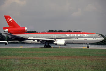 N238NW - Northwest Airlines McDonnell Douglas DC-10-30