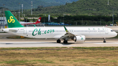 B-30EU - Spring Airlines Airbus A321 NEO