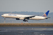 N2534U - United Airlines Boeing 777-300ER aircraft