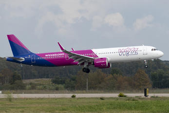 HA-LVQ - Wizz Air Airbus A321 NEO