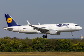 D-AIUI - Lufthansa Airbus A320