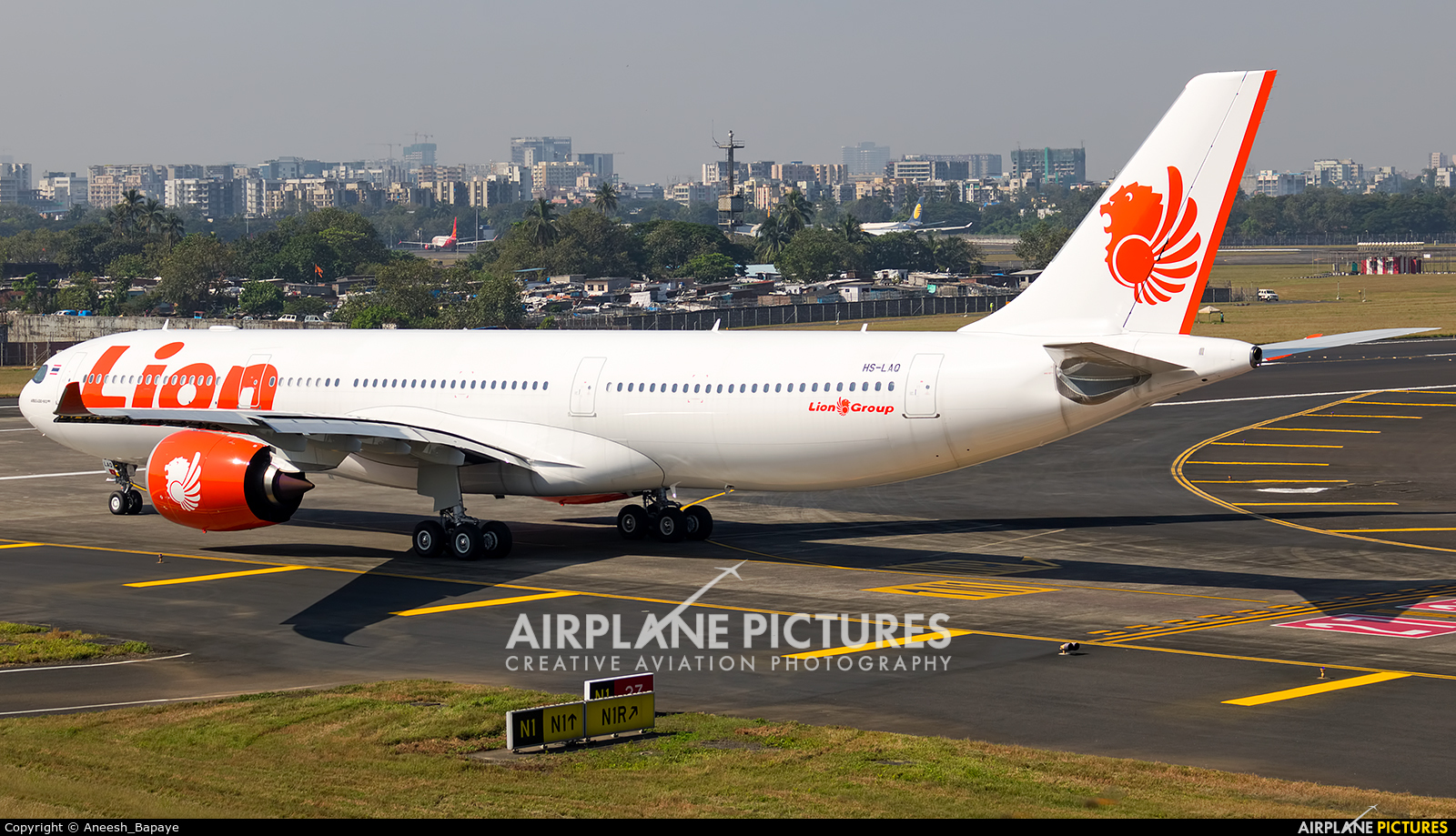 Thai Lion Air HS-LAQ aircraft at Mumbai - Chhatrapati Shivaji Intl
