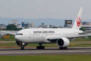 JA701J - JAL - Japan Airlines Boeing 777-200ER aircraft