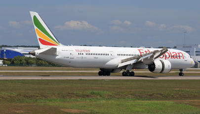 ET-AUR - Ethiopian Airlines Boeing 787-9 Dreamliner