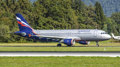 VP-BID - Aeroflot Airbus A320