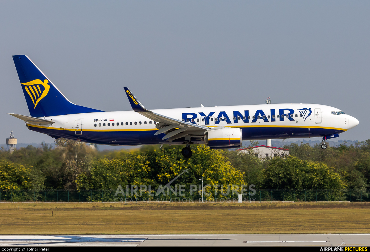 Ryanair Sun SP-RSU aircraft at Budapest Ferenc Liszt International Airport
