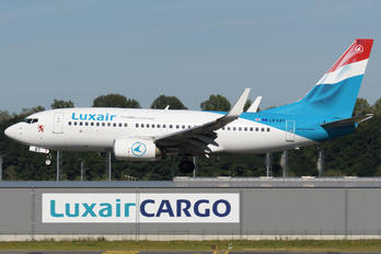 LX-LBT - Luxair Boeing 737-700