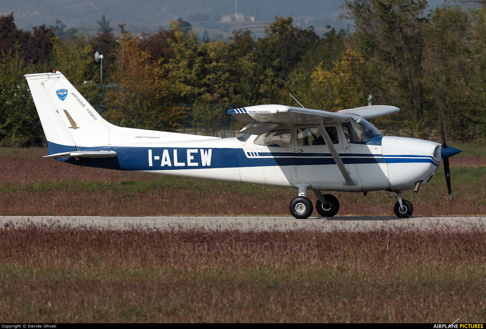 Private I-ALEW aircraft at Verona - Boscomantico