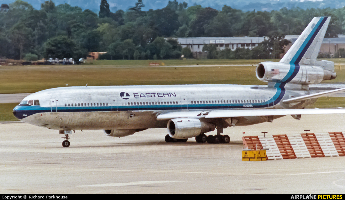 Eastern Airlines N390EA aircraft at London - Gatwick