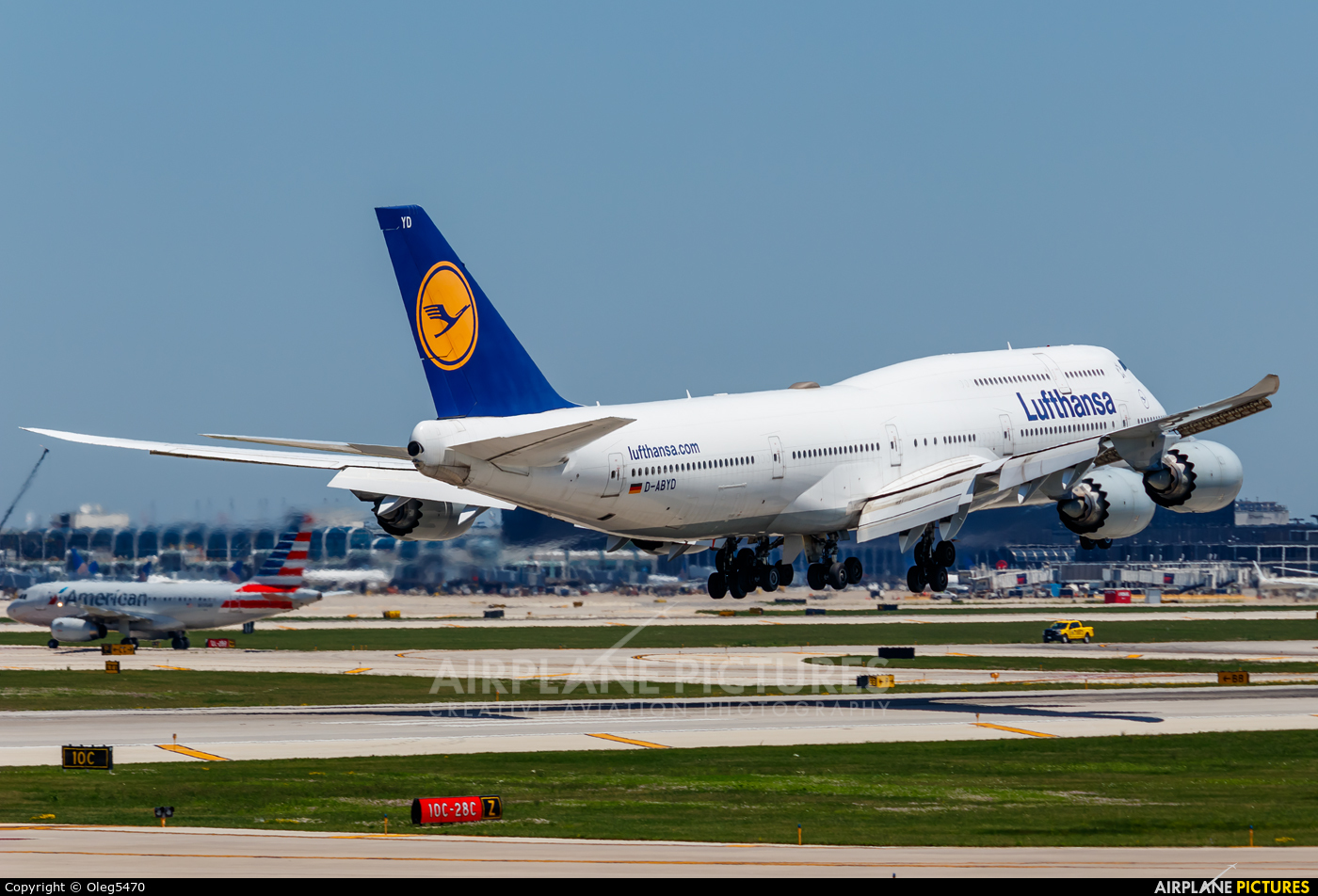 Lufthansa D-ABYD aircraft at Chicago - O Hare Intl