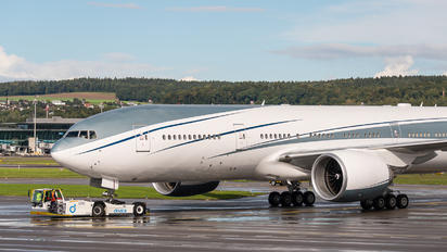 VP-CAL - Aviation Link Boeing 777-200LR