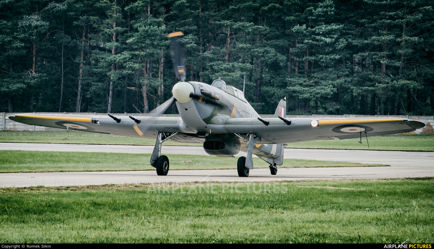Private OO-HUR aircraft at Malacky - Kuchyna
