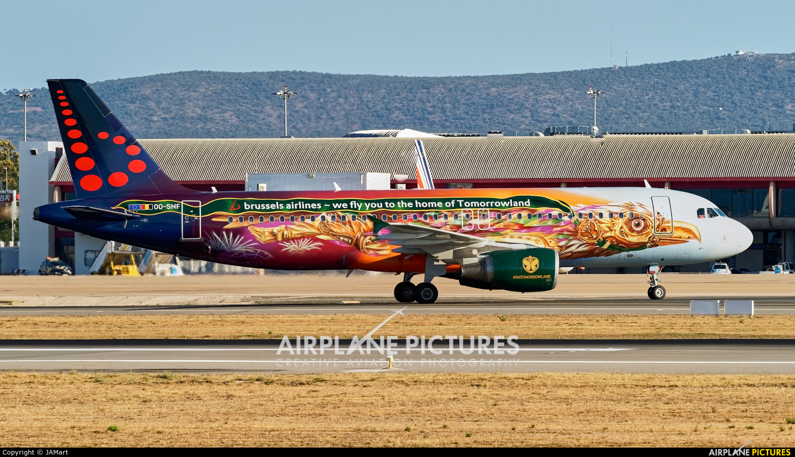 Brussels Airlines OO-SNF aircraft at Faro
