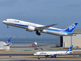 JA892A - ANA - All Nippon Airways Boeing 787-9 Dreamliner