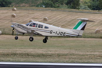G-IJOE - Private Piper PA-28R Arrow /  RT Turbo Arrow
