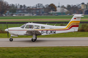 D-EJKW - Private Piper PA-28 Arrow